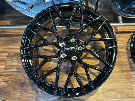 https://www.mycarforum.com/uploads/sgcarstore/data/4/4_1700462882_3Custom Forged T6061 19inch 5x112-5x114.3 $450.jpg